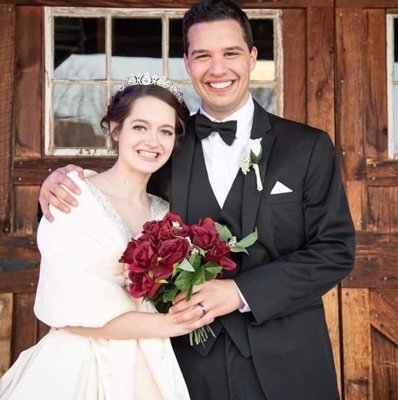 Meet your Posher, Clara - Picture 1 of 1